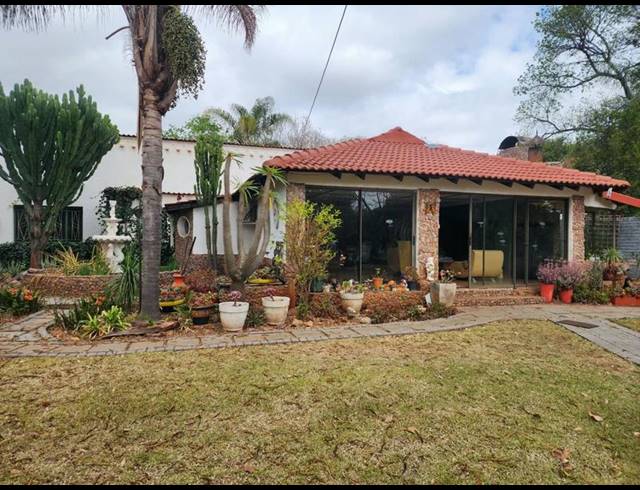 FARM FOR SALE IN KAMEELDRIFT EAST